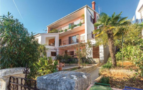 Отель Two-Bedroom Apartment in Pula  Пула